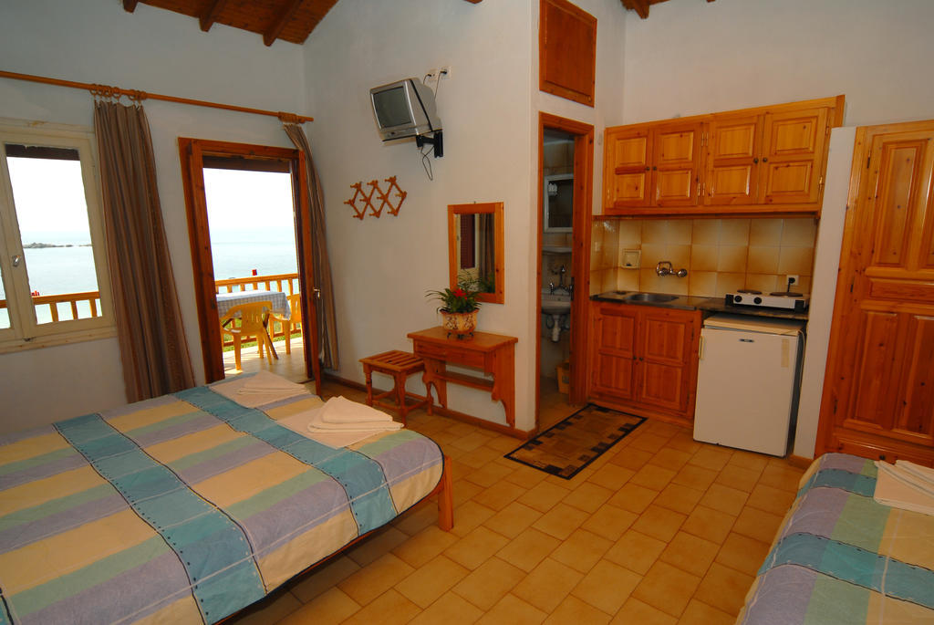Villa Zaharo And Lilian Apartments Трулос Номер фото