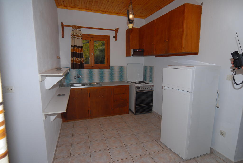 Villa Zaharo And Lilian Apartments Трулос Номер фото
