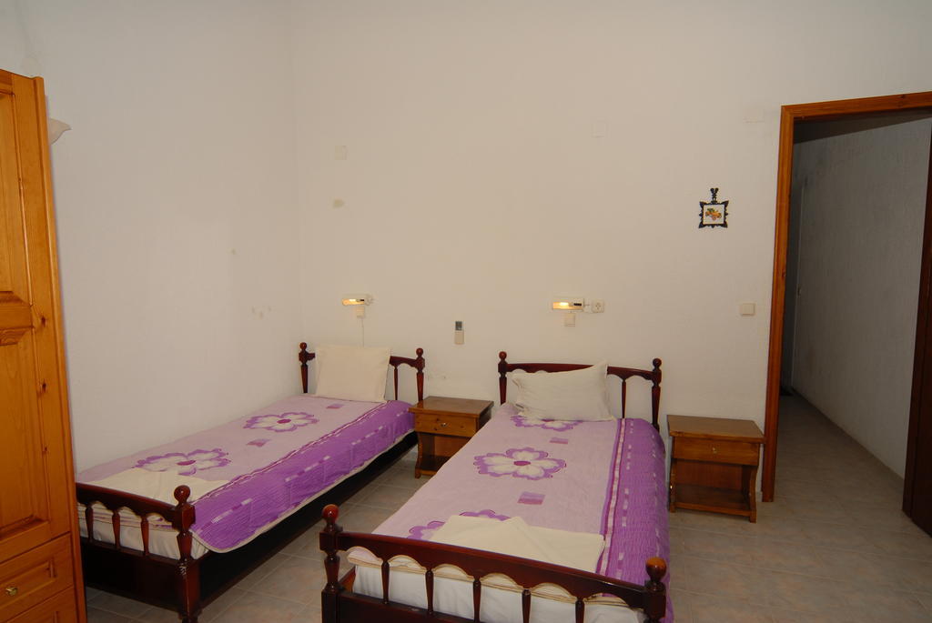 Villa Zaharo And Lilian Apartments Трулос Номер фото