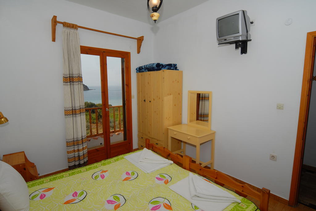 Villa Zaharo And Lilian Apartments Трулос Екстер'єр фото